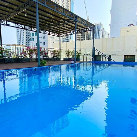 Hummer Hotel & Apartment Da Nang Beach Exterior foto